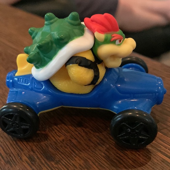 Nintendo set of 2 Toadette Bowser racecar McDonald’s toy Super Mario collectible - Picture 10 of 12